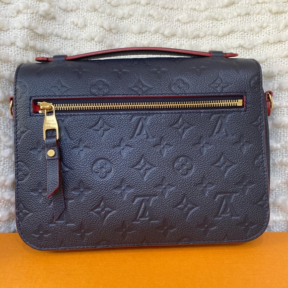 Sold! LV POCHETTE MÉTIS - Picture 5 of 10